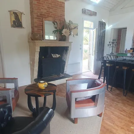 Proche Plage, Equipee, 2 Chambres, Terrasse Avec Bbq, 4 Pers. - Fr-1-648-63 * Soulac-sur-Mer