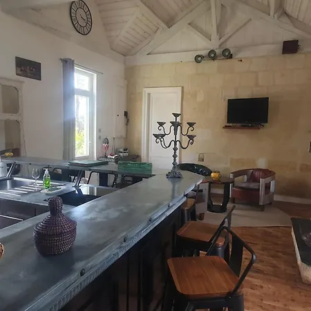 Proche Plage, Equipee, 2 Chambres, Terrasse Avec Bbq, 4 Pers. - Fr-1-648-63 Villa